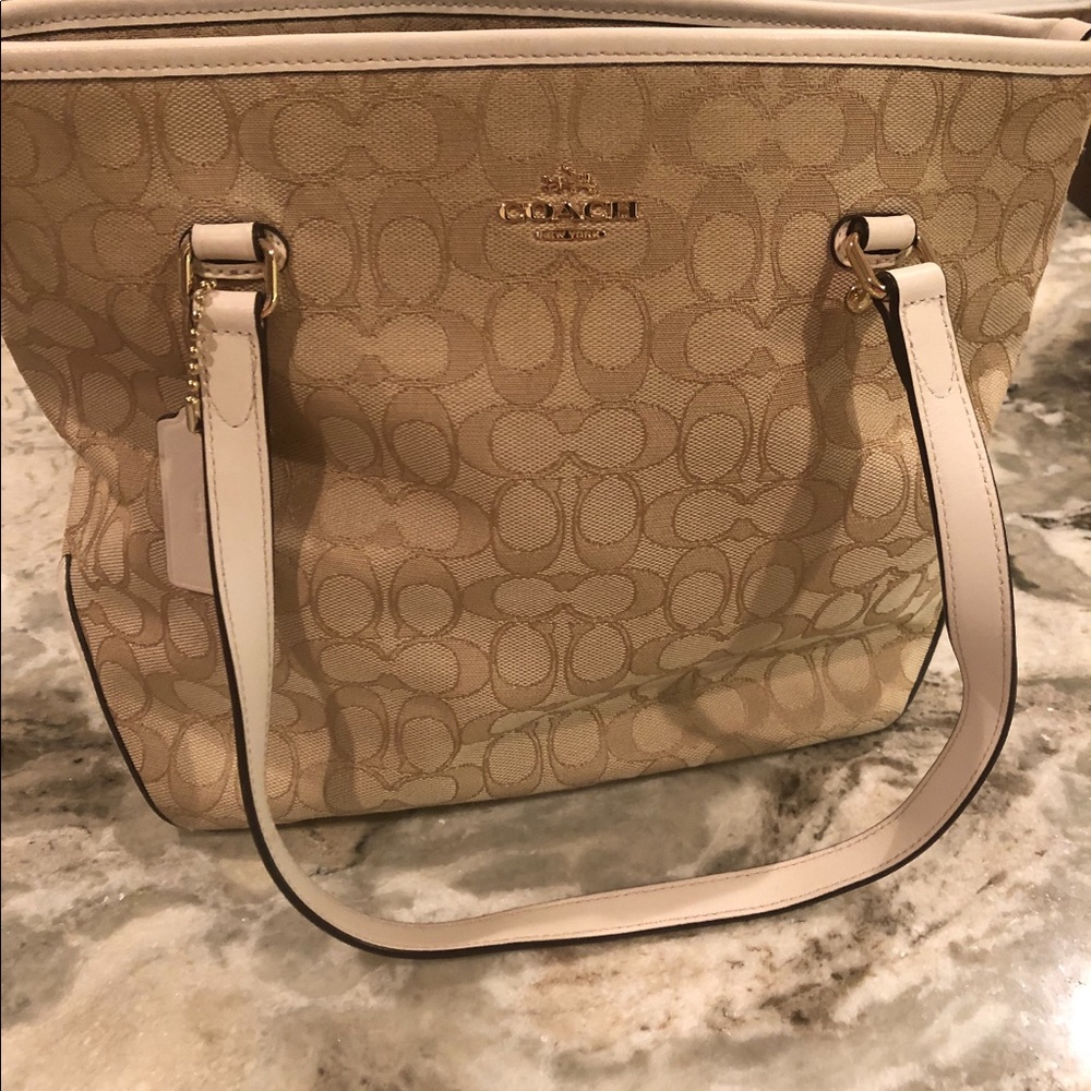 Coach purse.